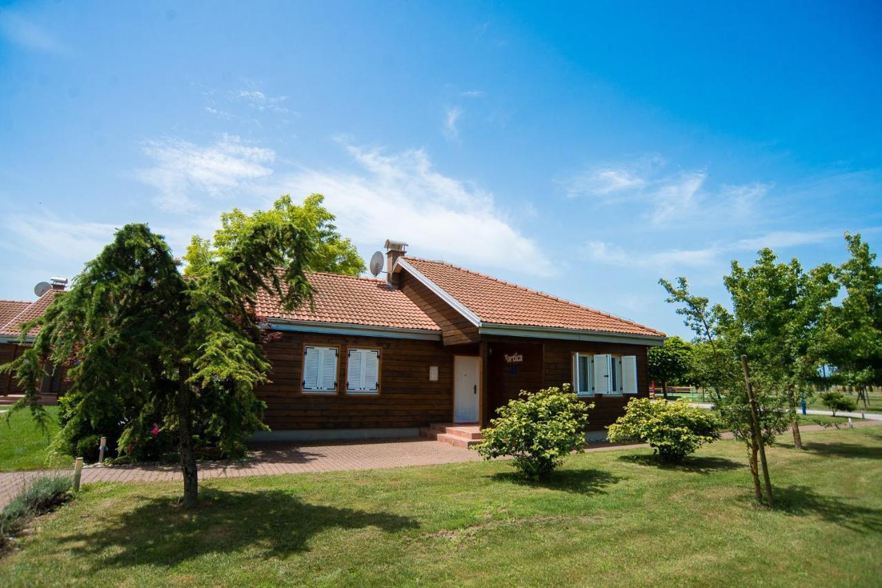 Villa Krasograd Pisarovina Exterior foto
